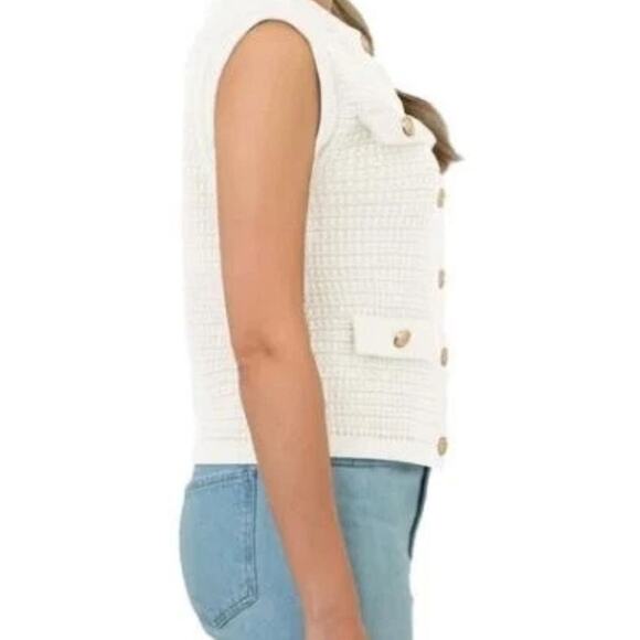 [BLANKNYC] Sleeveless Knit Vest Cardigan Color: Cream (Size S) - NWT - Picture 2 of 11